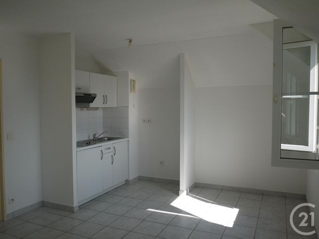 Afficher la photo en grand Appartement F2 à louer - 2 pièces - 45.0 m2 - BEUZEVILLE - 27 - HAUTE-NORMANDIE - Century 21 Saint Hélier