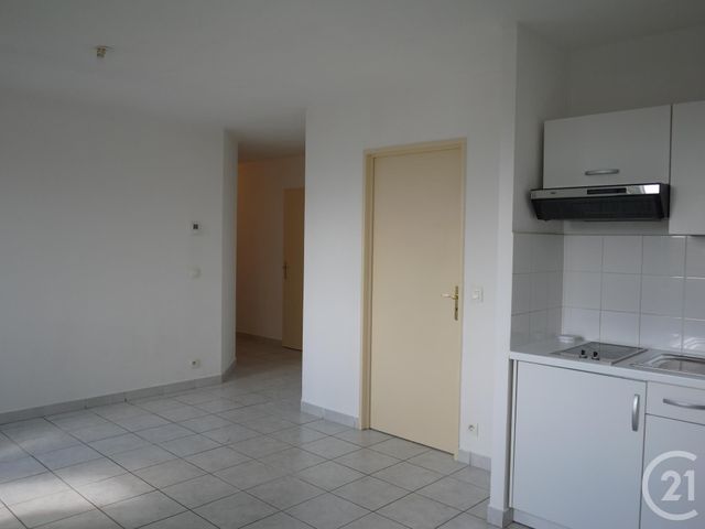 Afficher la photo en grand Appartement F2 à louer - 2 pièces - 45.0 m2 - BEUZEVILLE - 27 - HAUTE-NORMANDIE - Century 21 Saint Hélier