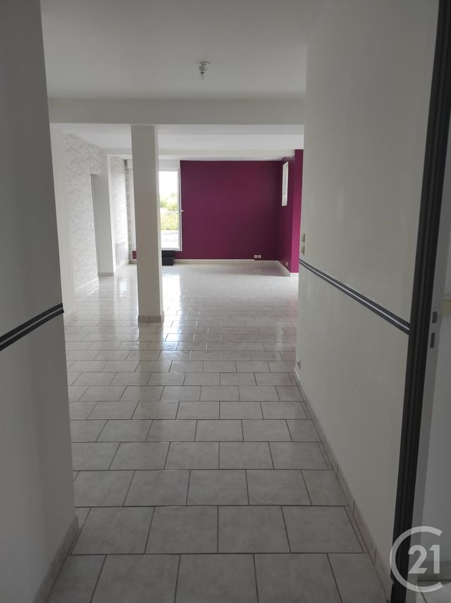 Appartement T4 à vendre - 4 pièces - 94.77 m2 - BOULLEVILLE - 27 - HAUTE-NORMANDIE - Century 21 Saint Hélier