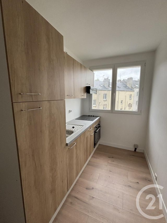 Appartement F1 à louer - 1 pièce - 27.7 m2 - LE HAVRE - 76 - HAUTE-NORMANDIE - Century 21 Saint Hélier