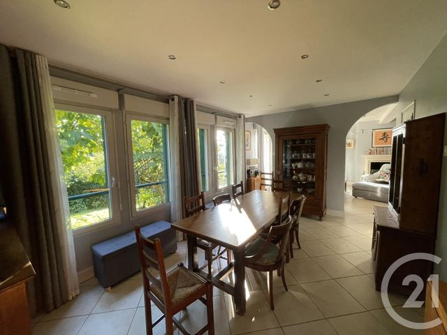 Afficher la photo en grand maison à vendre - 5 pièces - 146.0 m2 - GONNEVILLE SUR HONFLEUR - 14 - BASSE-NORMANDIE - Century 21 Saint Hélier