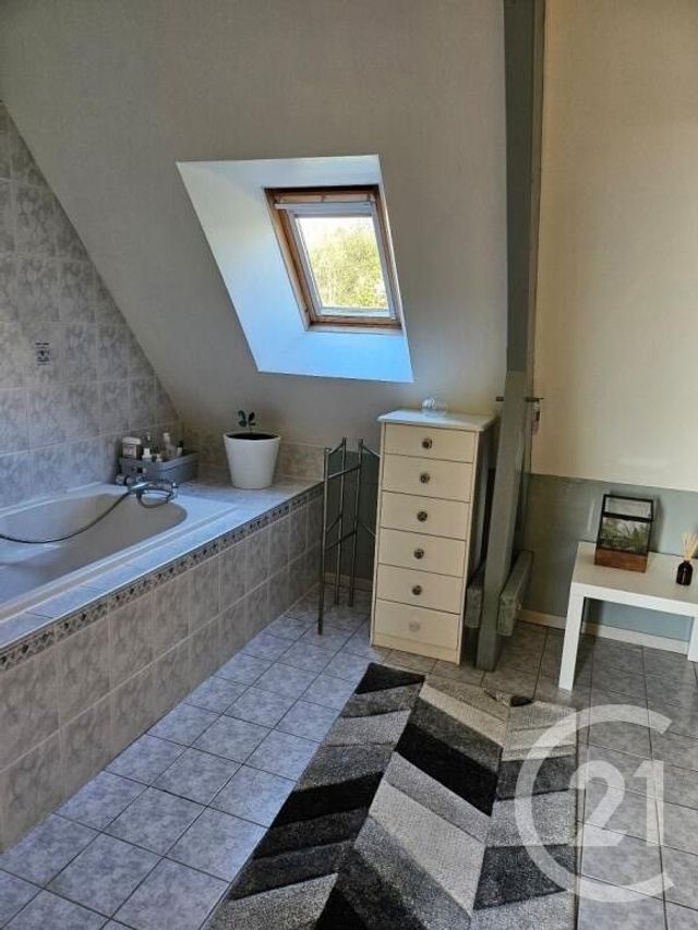 Afficher la photo en grand maison à vendre - 5 pièces - 146.0 m2 - GONNEVILLE SUR HONFLEUR - 14 - BASSE-NORMANDIE - Century 21 Saint Hélier