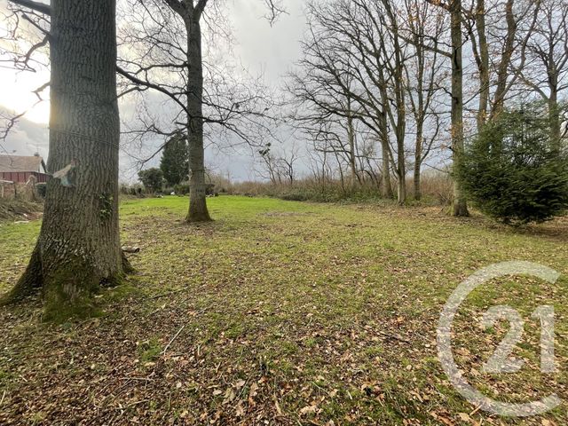 Afficher la photo en grand terrain à vendre - 1702.0 m2 - FATOUVILLE GRESTAIN - 27 - HAUTE-NORMANDIE - Century 21 Saint Hélier