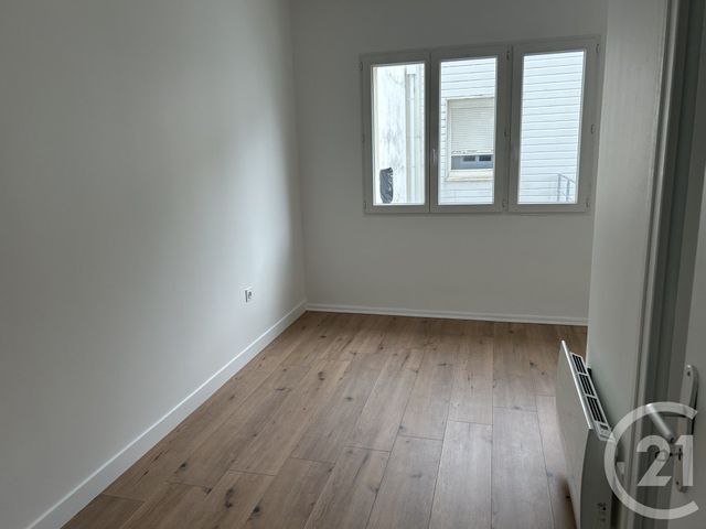 Appartement F1 à louer - 1 pièce - 23.78 m2 - LE HAVRE - 76 - HAUTE-NORMANDIE - Century 21 Saint Hélier