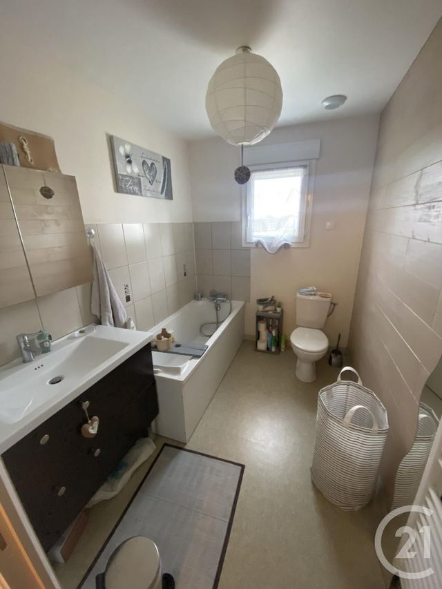 maison à louer - 4 pièces - 103.63 m2 - BEUZEVILLE - 27 - HAUTE-NORMANDIE - Century 21 Saint Hélier