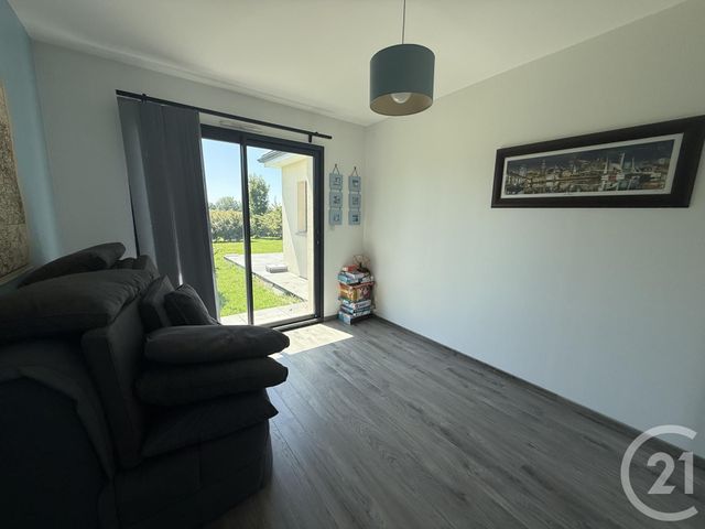 maison à louer - 5 pièces - 122.0 m2 - MARTAINVILLE - 27 - HAUTE-NORMANDIE - Century 21 Saint Hélier