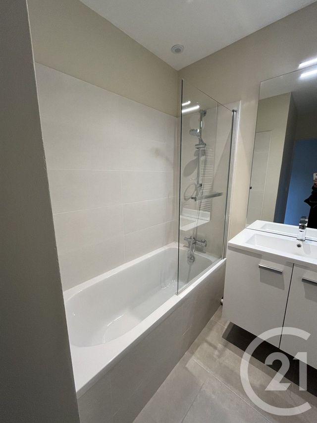 Appartement F3 à louer - 3 pièces - 69.8 m2 - HONFLEUR - 14 - BASSE-NORMANDIE - Century 21 Saint Hélier