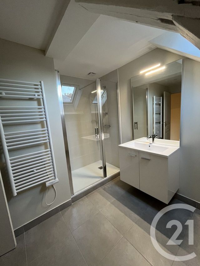 Appartement F3 à louer - 3 pièces - 85.8 m2 - HONFLEUR - 14 - BASSE-NORMANDIE - Century 21 Saint Hélier