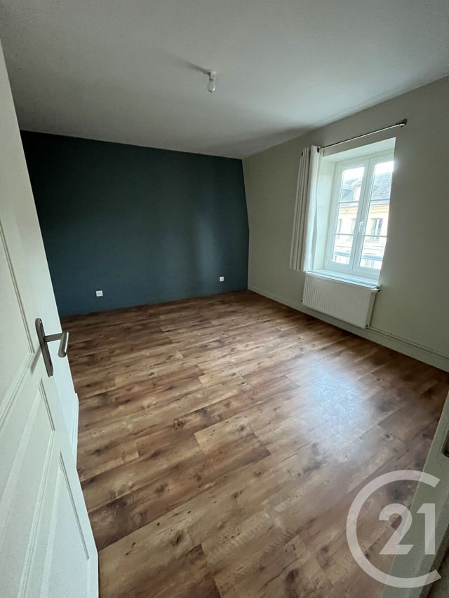 Appartement F3 à louer - 3 pièces - 85.8 m2 - HONFLEUR - 14 - BASSE-NORMANDIE - Century 21 Saint Hélier