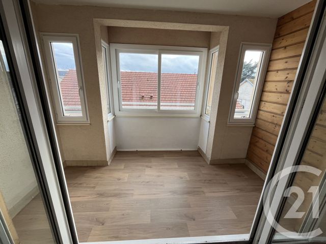 Appartement T4 à louer - 4 pièces - 88.23 m2 - BEUZEVILLE - 27 - HAUTE-NORMANDIE - Century 21 Saint Hélier