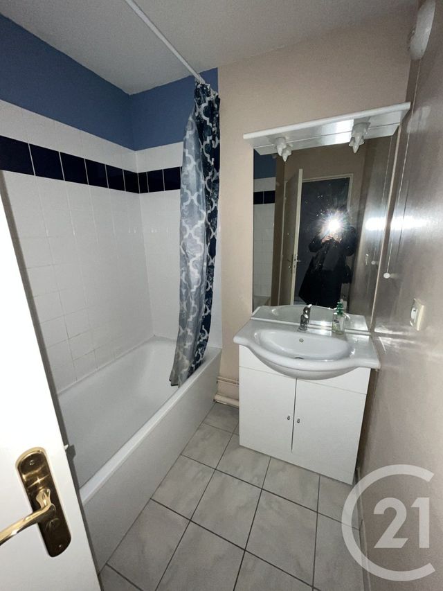 Appartement F2 bis à louer - 3 pièces - 53.11 m2 - BEUZEVILLE - 27 - HAUTE-NORMANDIE - Century 21 Saint Hélier