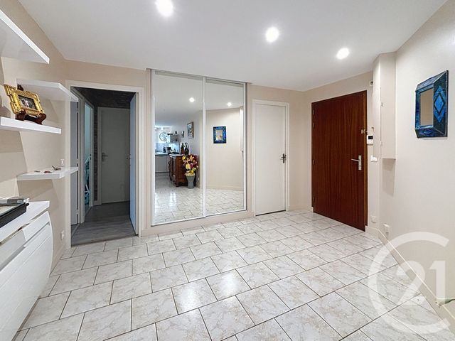 Appartement F3 à vendre - 4 pièces - 88.65 m2 - BEUZEVILLE - 27 - HAUTE-NORMANDIE - Century 21 Saint Hélier