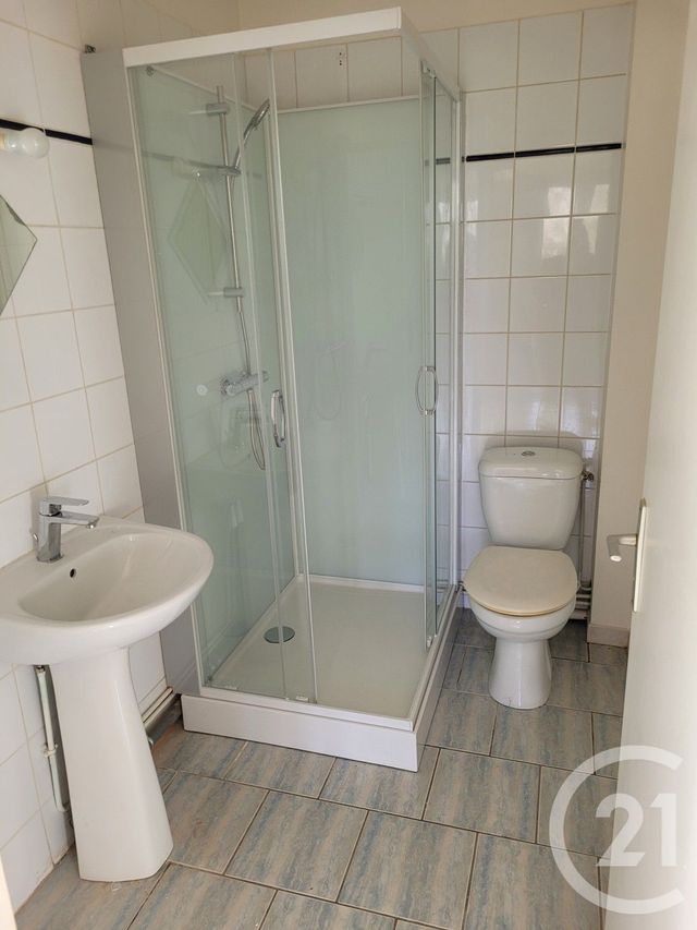 Appartement F2 à louer - 2 pièces - 42.89 m2 - BOULLEVILLE - 27 - HAUTE-NORMANDIE - Century 21 Saint Hélier