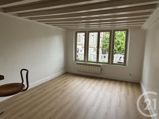 Appartement T2 à louer - 2 pièces - 38.14 m2 - BEUZEVILLE - 27 - HAUTE-NORMANDIE - Century 21 Saint Hélier