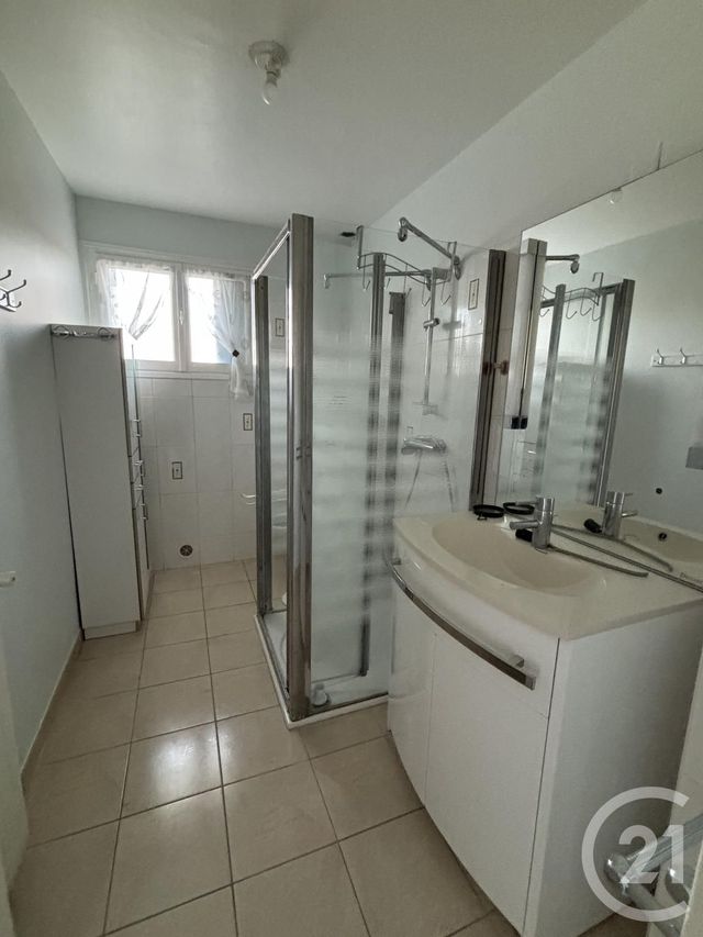 maison à louer - 5 pièces - 197.43 m2 - BOULLEVILLE - 27 - HAUTE-NORMANDIE - Century 21 Saint Hélier