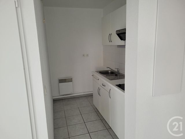 Appartement F2 à louer - 2 pièces - 42.93 m2 - BEUZEVILLE - 27 - HAUTE-NORMANDIE - Century 21 Saint Hélier