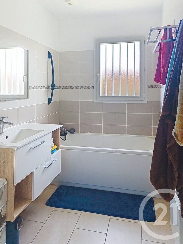 maison à vendre - 4 pièces - 95.0 m2 - LA LANDE ST LEGER - 27 - HAUTE-NORMANDIE - Century 21 Saint Hélier