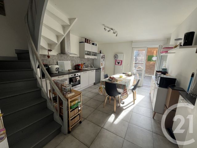 maison à louer - 4 pièces - 73.15 m2 - BEUZEVILLE - 27 - HAUTE-NORMANDIE - Century 21 Saint Hélier