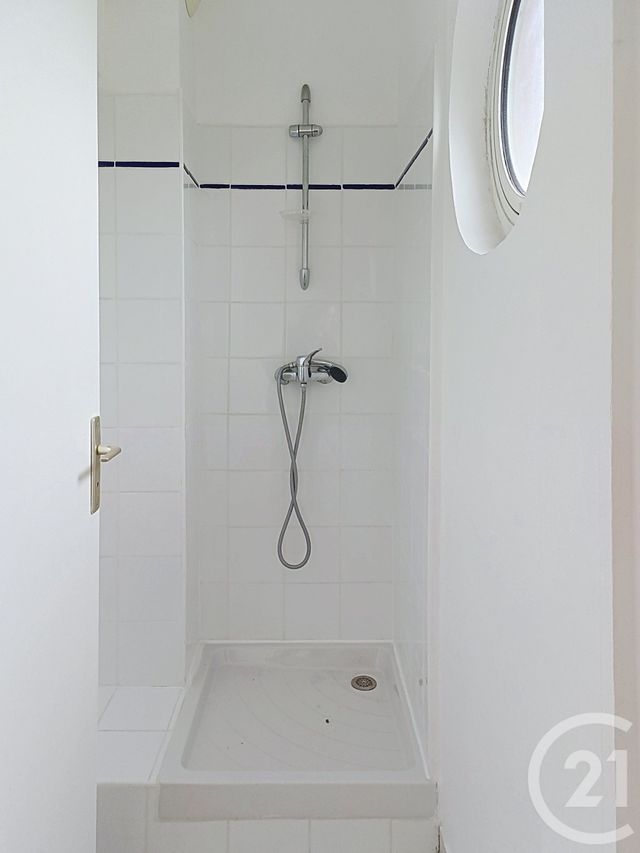 Appartement F4 à vendre - 4 pièces - 113.34 m2 - BOULLEVILLE - 27 - HAUTE-NORMANDIE - Century 21 Saint Hélier