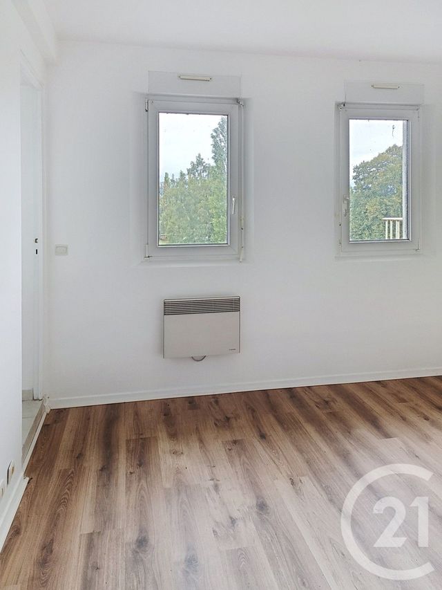 Appartement F4 à vendre - 4 pièces - 113.34 m2 - BOULLEVILLE - 27 - HAUTE-NORMANDIE - Century 21 Saint Hélier