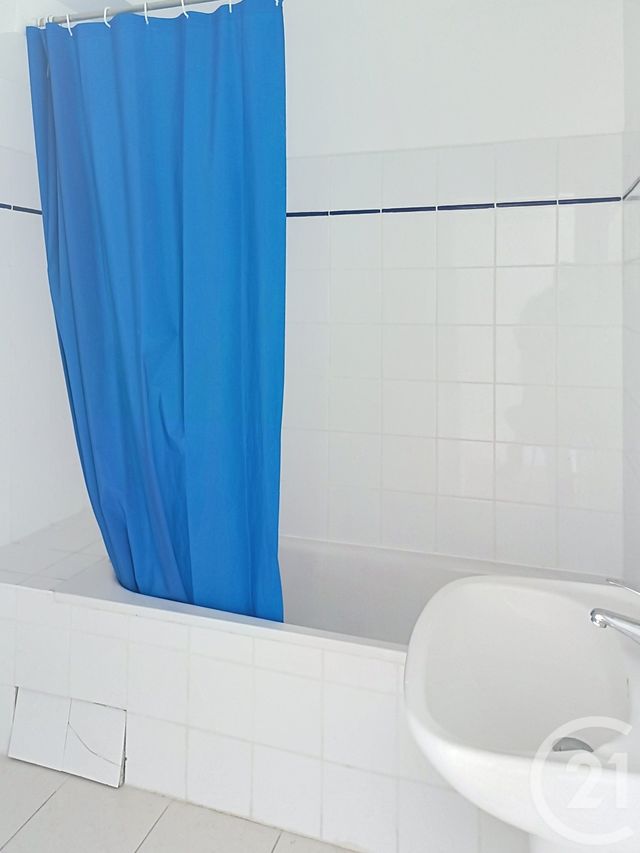 Appartement F4 à vendre - 4 pièces - 113.34 m2 - BOULLEVILLE - 27 - HAUTE-NORMANDIE - Century 21 Saint Hélier