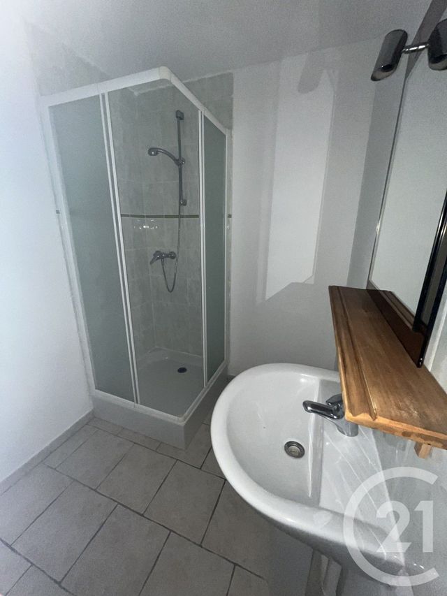 Appartement F2 à louer - 2 pièces - 50.59 m2 - BEUZEVILLE - 27 - HAUTE-NORMANDIE - Century 21 Saint Hélier