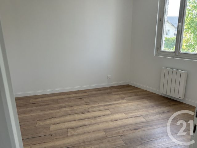 Appartement F2 à louer - 2 pièces - 40.6 m2 - CAUDEBEC LES ELBEUF - 76 - HAUTE-NORMANDIE - Century 21 Saint Hélier