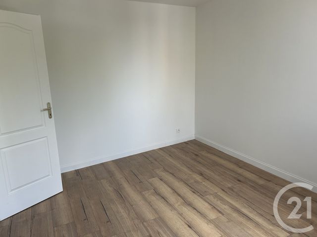 Appartement F2 à louer - 2 pièces - 40.6 m2 - CAUDEBEC LES ELBEUF - 76 - HAUTE-NORMANDIE - Century 21 Saint Hélier