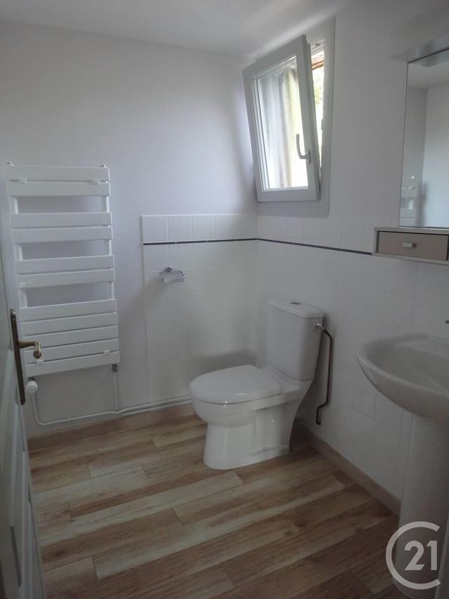 maison à louer - 5 pièces - 130.34 m2 - BEUZEVILLE - 27 - HAUTE-NORMANDIE - Century 21 Saint Hélier