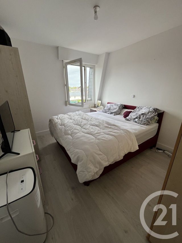 Appartement F3 à louer - 3 pièces - 89.05 m2 - BEUZEVILLE - 27 - HAUTE-NORMANDIE - Century 21 Saint Hélier
