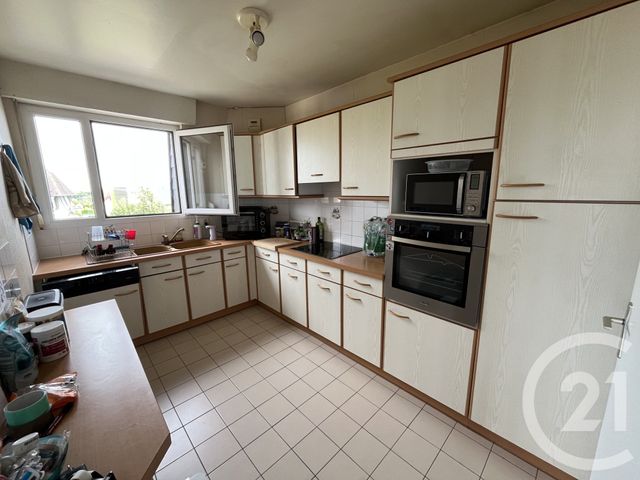 Appartement F3 à louer - 3 pièces - 89.05 m2 - BEUZEVILLE - 27 - HAUTE-NORMANDIE - Century 21 Saint Hélier