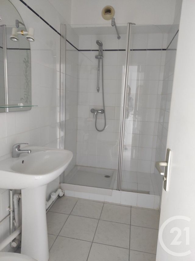 Appartement F2 à vendre - 4 pièces - 91.91 m2 - BOULLEVILLE - 27 - HAUTE-NORMANDIE - Century 21 Saint Hélier