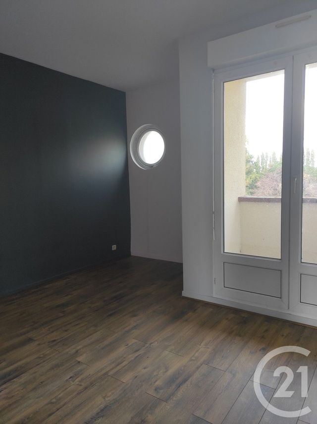 Appartement F2 à vendre - 4 pièces - 91.91 m2 - BOULLEVILLE - 27 - HAUTE-NORMANDIE - Century 21 Saint Hélier